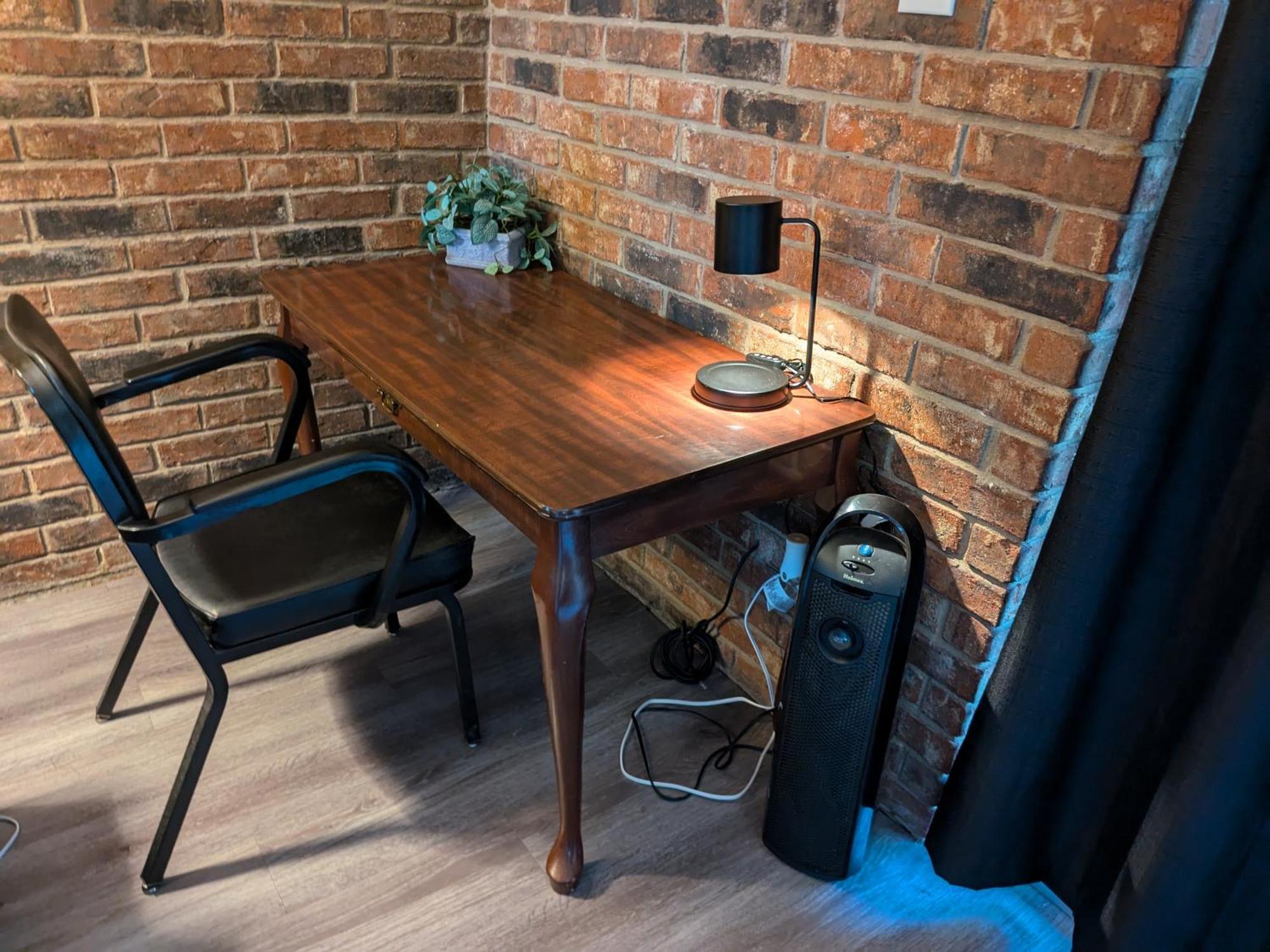 Willow Way: Cozy Retreat Fort Smith Room photo